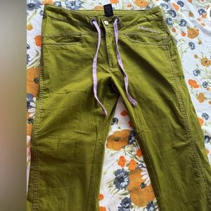 Black Diamond Olive Green Women’s Climbing Pant Size 6